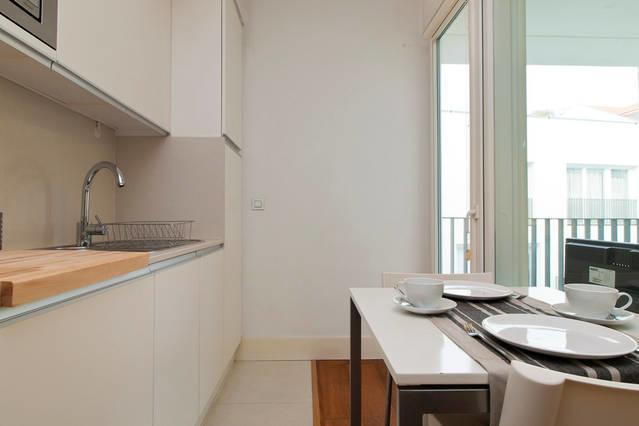 Santa Catarina Apartment - No Centro Da Cidade Com Garagem, Perto Do Timeout Market Lisbona Esterno foto