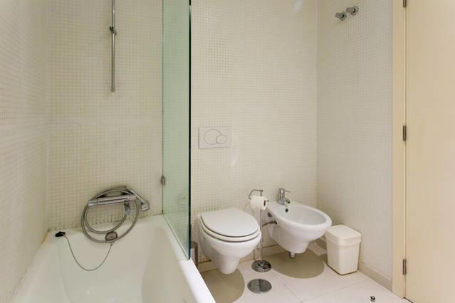 Santa Catarina Apartment - No Centro Da Cidade Com Garagem, Perto Do Timeout Market Lisbona Esterno foto